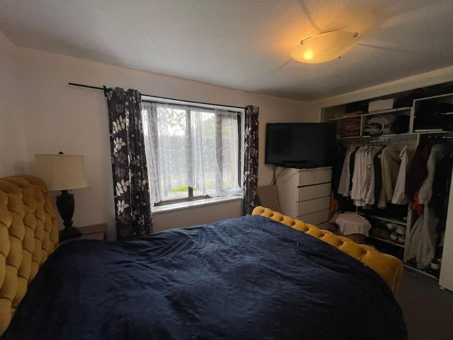 Private Apt Close To Train Station ลอนดอน ภายนอก รูปภาพ